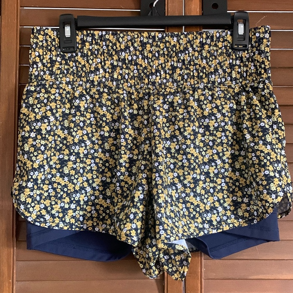gilly hicks shorts
